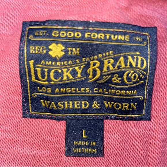 Lucky Brand T-Shirt. - Picture 2 of 3